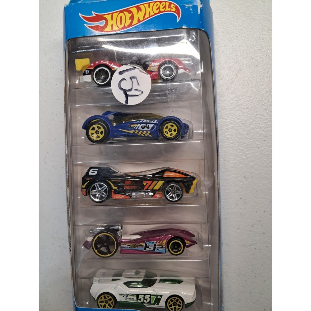 Hot Wheels Super Ultimate Garage 5-Pack Imparable Iridium Night Burner Fast Fish